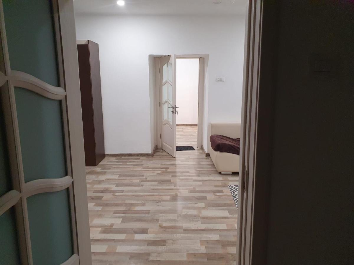 Apartament Diaconu Coresi Apartment Brasov Exterior photo