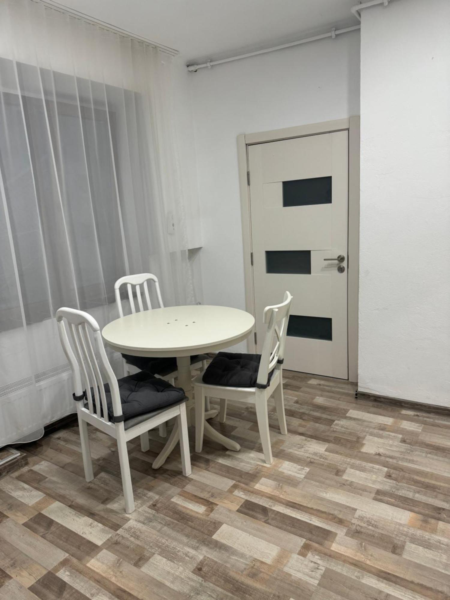 Apartament Diaconu Coresi Apartment Brasov Exterior photo